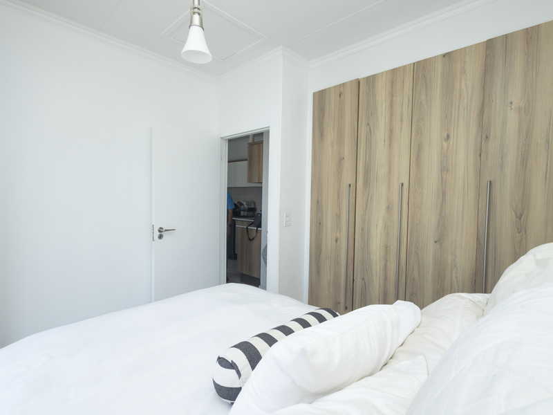 Modern 1-Bedroom Apartment in the Popular De Zicht Lifestyle Estate - Photo 8