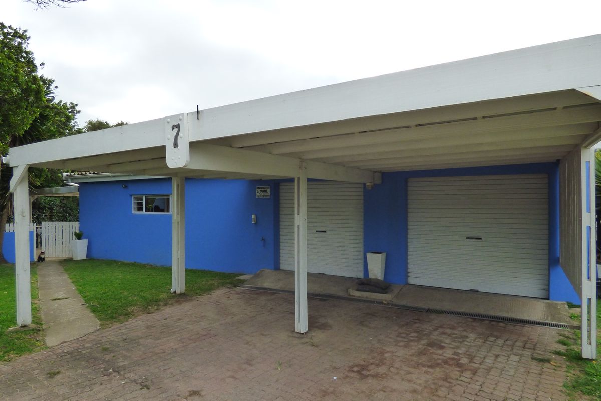 Spacious Family Living With Extras in Lambert Road, Port Alfred - Photo 3