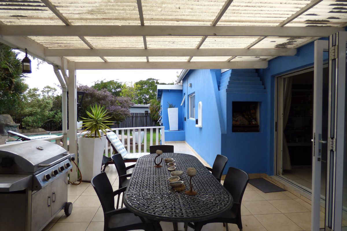 Spacious Family Living With Extras in Lambert Road, Port Alfred - Photo 4