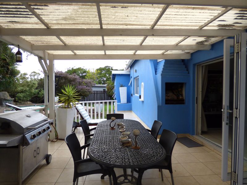 Spacious Family Living With Extras in Lambert Road, Port Alfred - Photo 4