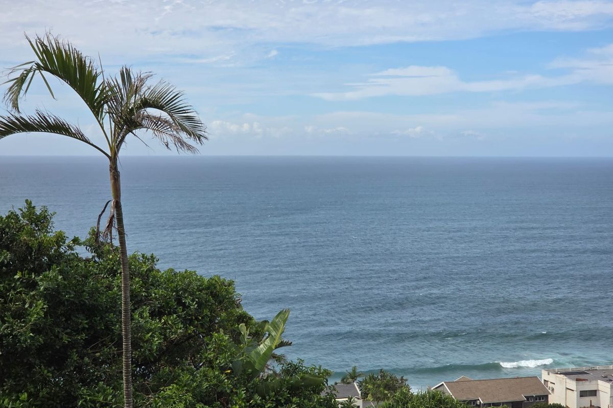 Coastal Luxury Masterpiece: 5 Bedroom Executive Haven On Marine Drive - Photo 5