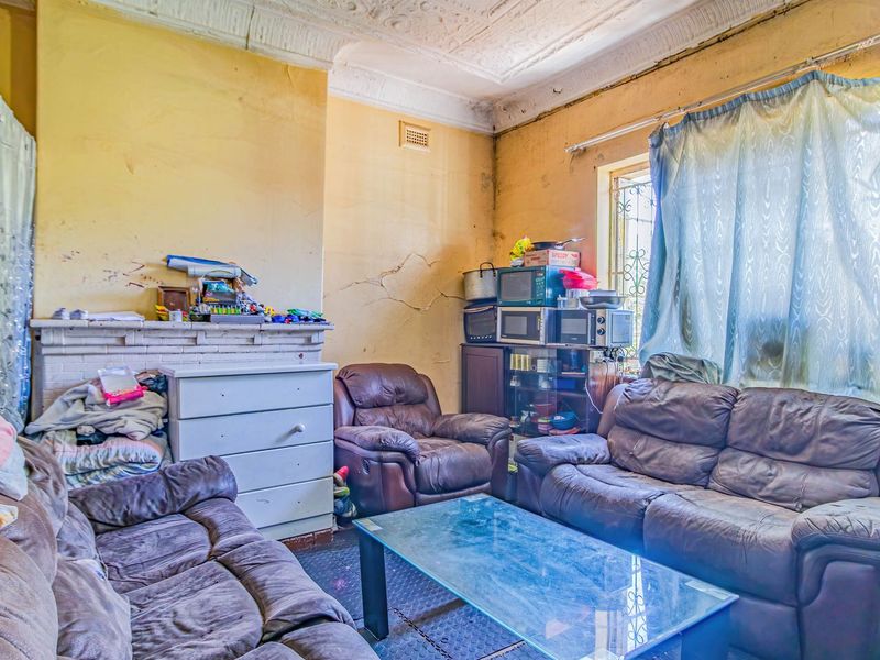 Harcourts Non-Distressed, Auction Platform: - Photo 2