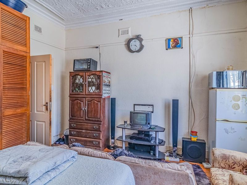 Harcourts Non-Distressed, Auction Platform: - Photo 7