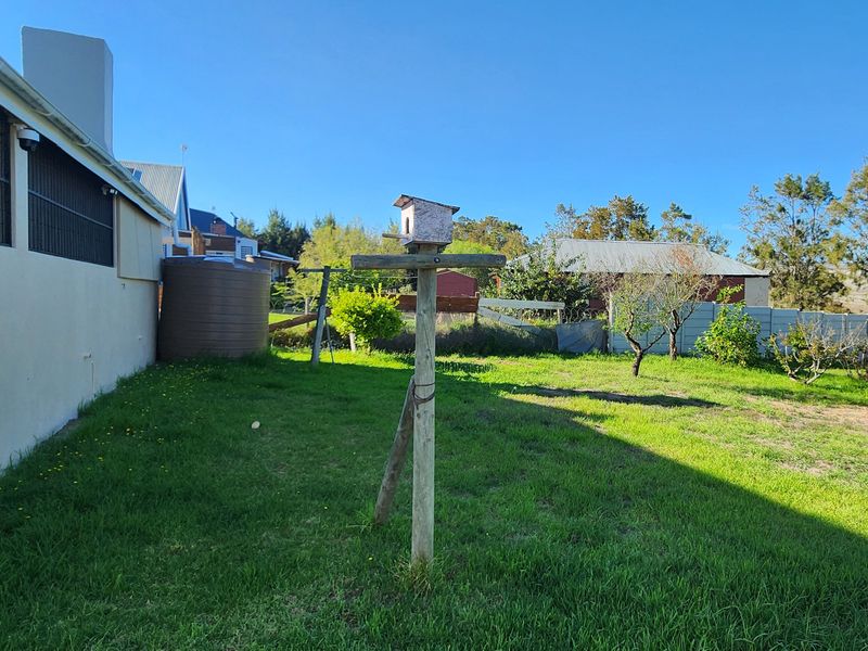 Charming 2-Bedroom Home with Flatlet on Spacious Stand in Napier - Photo 6