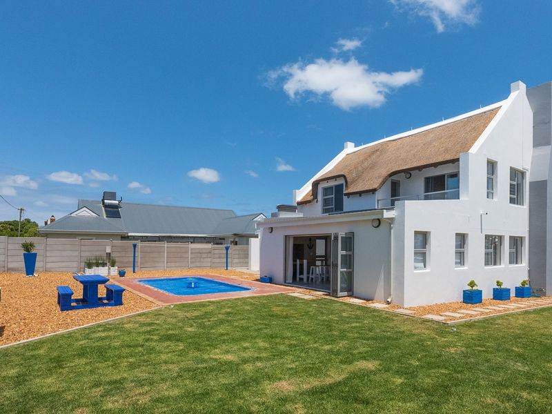 Bank Assisted Sale - Fully Renovated Home in Struisbaai - Photo 4