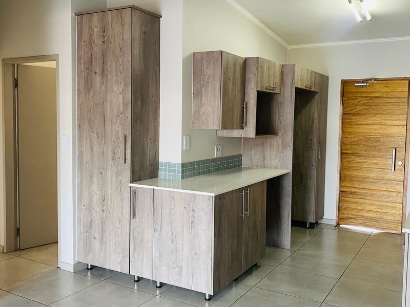 Modern 3-Bedroom, 2-Bathroom Apartment | Second Floor | Secure Estate Living - Photo 3