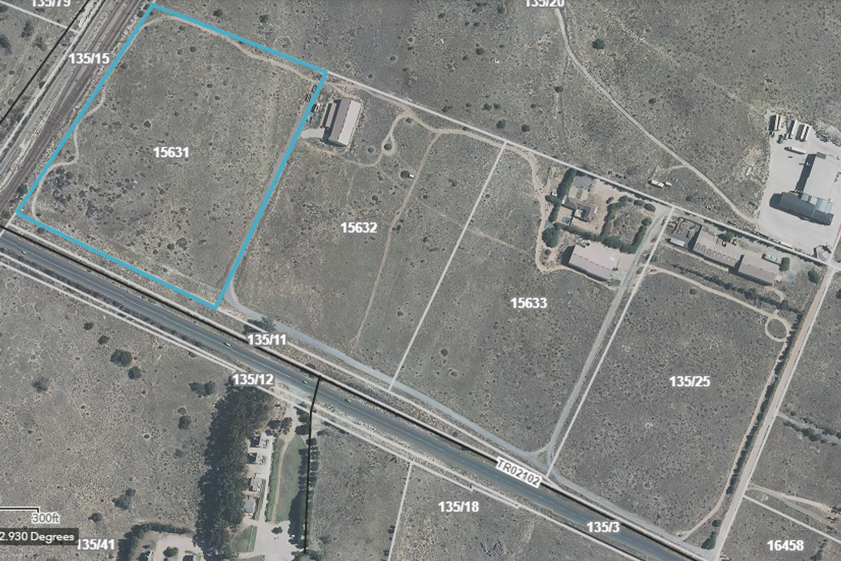 Vacant Industrial Land - Photo 2