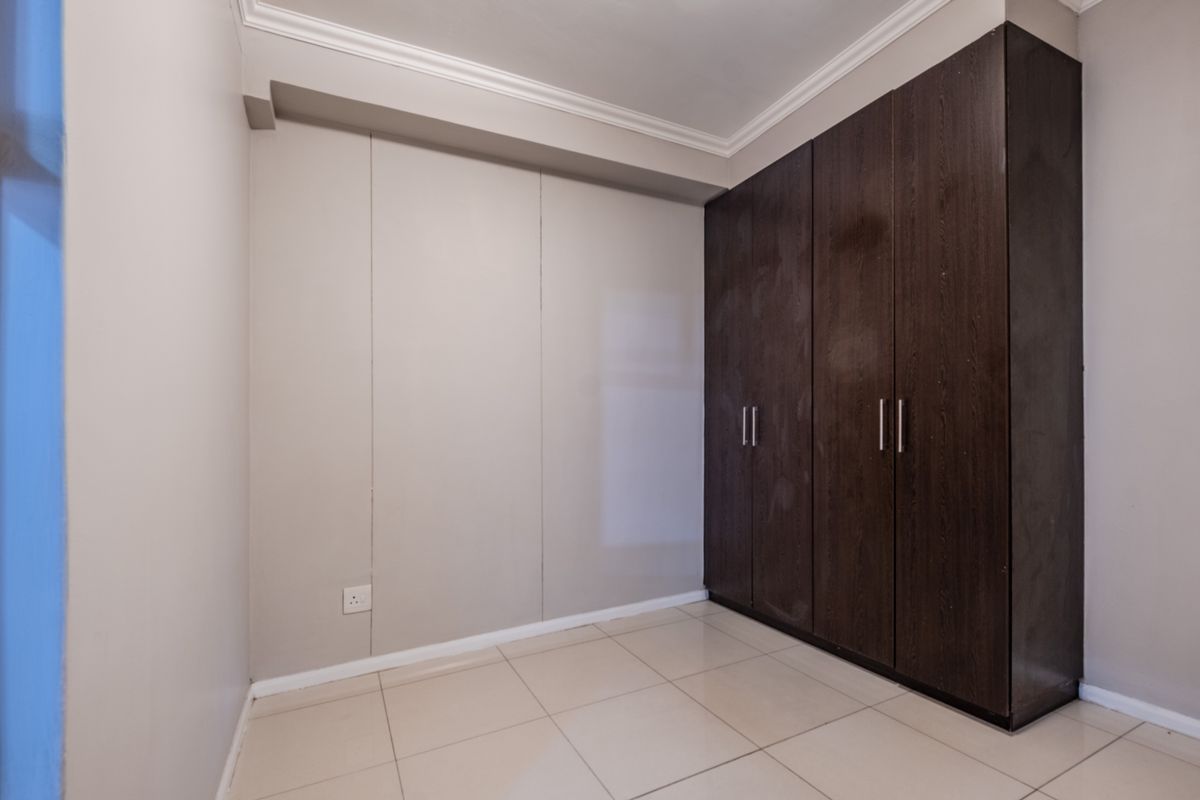 3 Bedroom Apartment in Urban Park  Umhlanga Ridge - Photo 3
