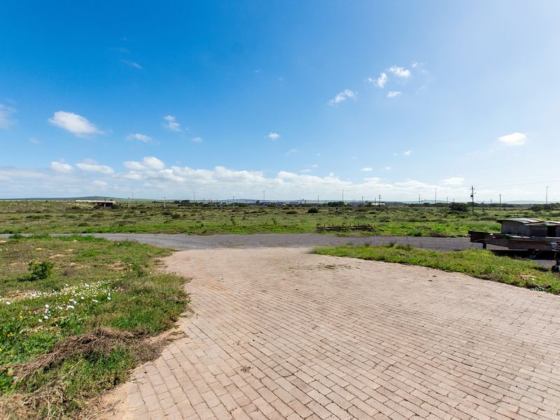 Industrial Warehouse - Photo 6