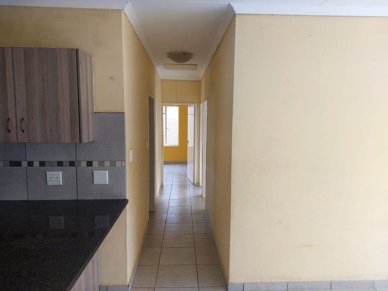 3 Bedroom House in Waterkloof Hills Estate for Sale. - Photo 4