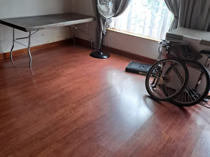 Spacious room to rent in Rynoue - Photo 4