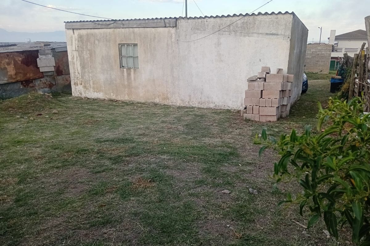 House For Sale In Mossel Bay - Photo 5