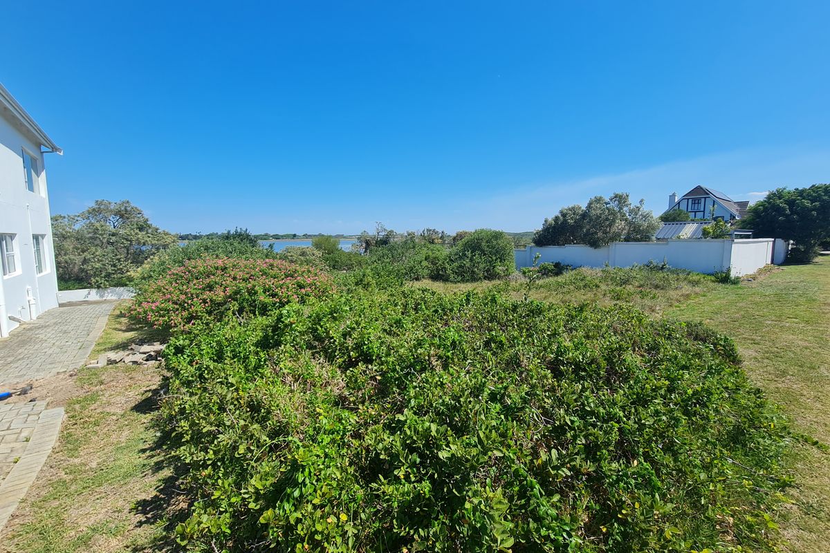 Vacant Stand in Small Estate Overlooking the Reserve and Lagoon in Aston Bay, Jeffreys Bay - Photo 5