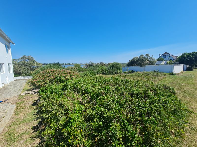 Vacant Stand in Small Estate Overlooking the Reserve and Lagoon in Aston Bay, Jeffreys Bay - Photo 5