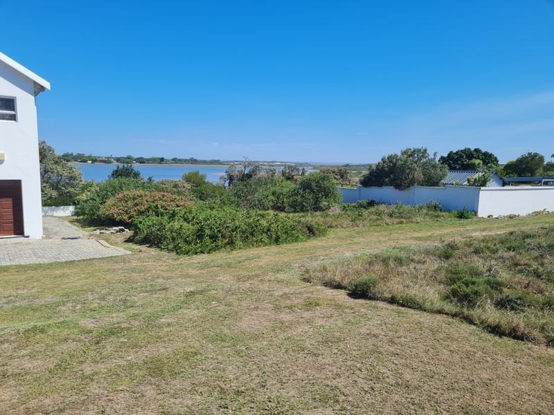 Vacant Stand in Small Estate Overlooking the Reserve and Lagoon in Aston Bay, Jeffreys Bay - Photo 8