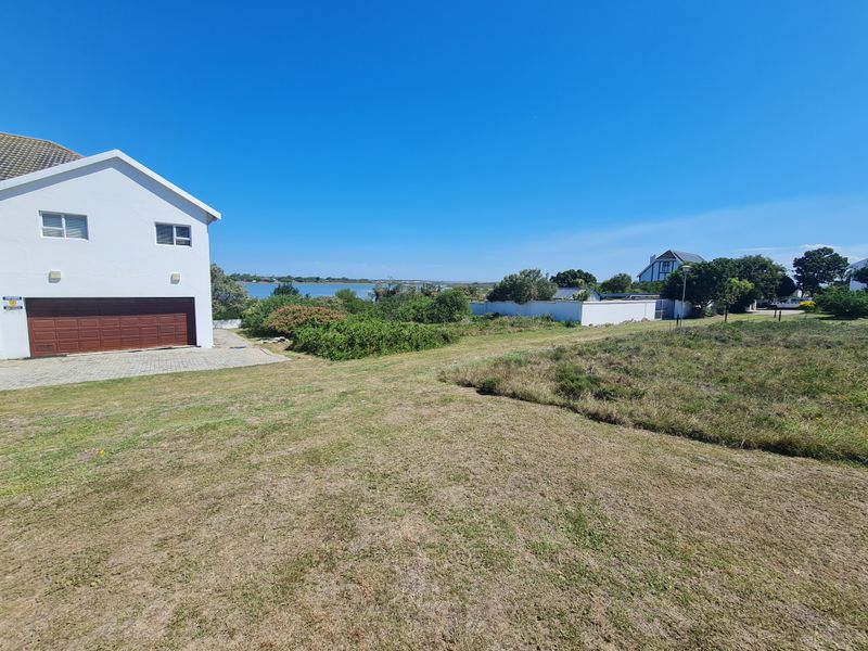 Vacant Stand in Small Estate Overlooking the Reserve and Lagoon in Aston Bay, Jeffreys Bay - Photo 9