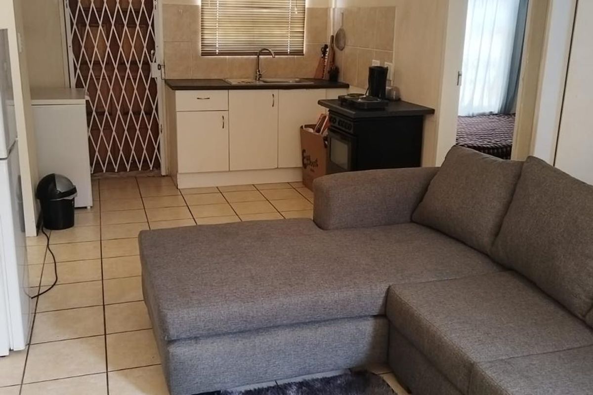 Charming 3-bedroom home in Sharon Park, Nigel – perfect for families seeking comfort - Photo 4