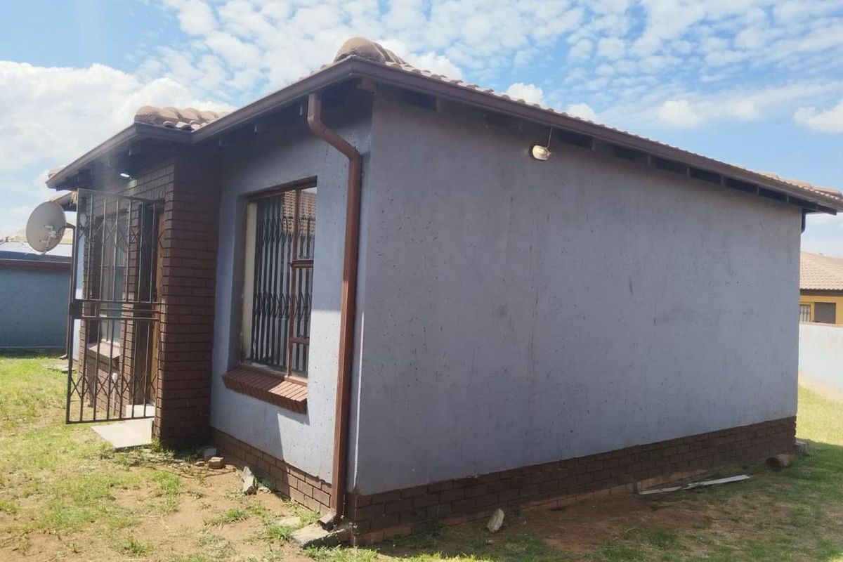 Charming 3-bedroom home in Sharon Park, Nigel – perfect for families seeking comfort - Photo 2