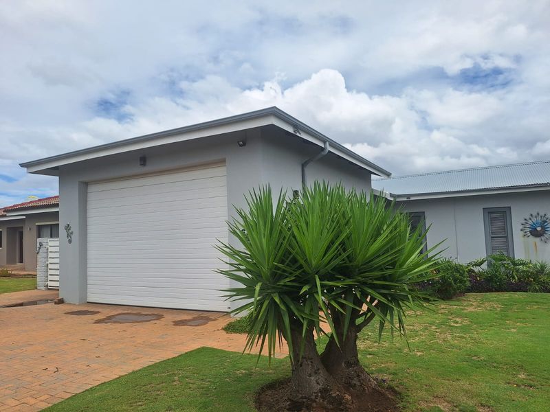 Absolute Beauty in Harbour Town - Photo 2