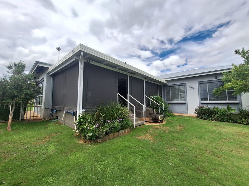 Absolute Beauty in Harbour Town - Photo 3