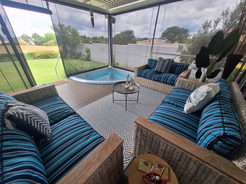 Absolute Beauty in Harbour Town - Photo 9