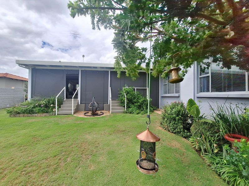 Absolute Beauty in Harbour Town - Photo 8