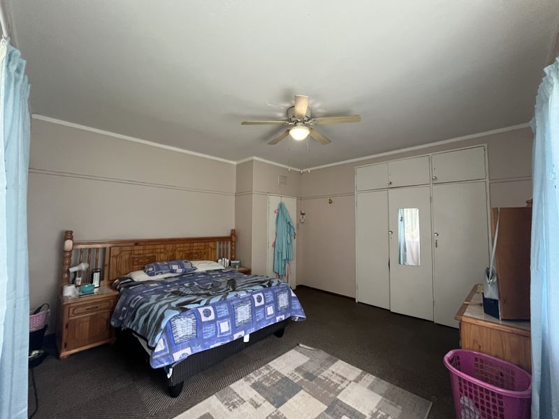 Charming, Cozy Home — Lovingly Maintained and Move-In Ready - Photo 4