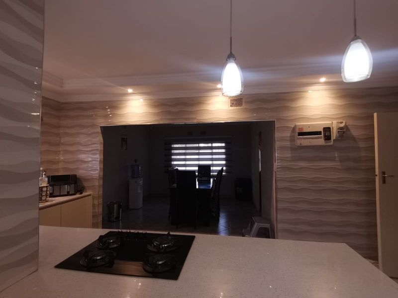 Charming Family Home in the Heart of Vanderbijlpark SE 1 - Photo 7