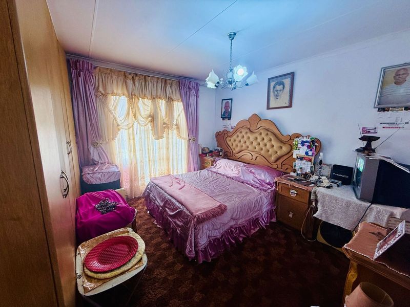 Prime Location & Comfortable Family Living in Chantelle - Photo 10