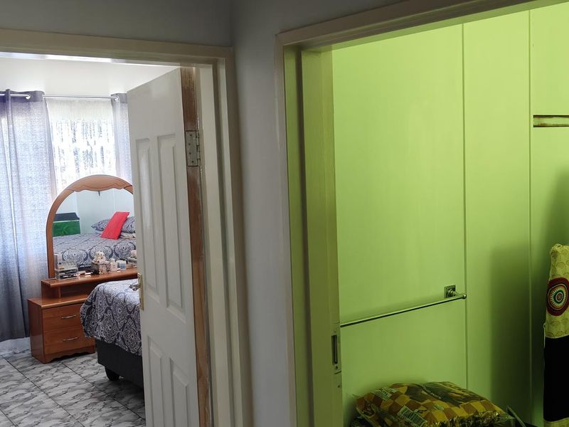 Charming 2-bedroom apartment for sale in Sidwell, Gqeberha—ideal for first-time buyers or investors! - Photo 10