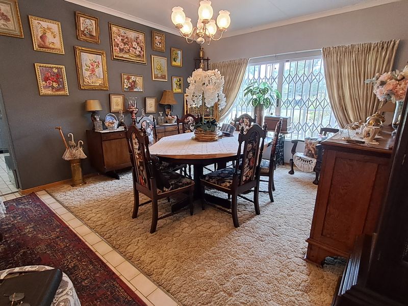 A Rare Country Gem with Dual Living – Space, Style & Serenity in Devon - Photo 10