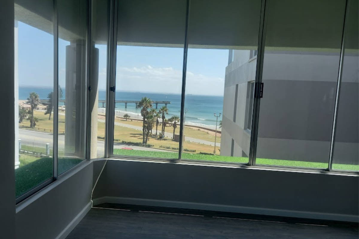 EXQUISITE BEACHFRONT APARTMENT TO RENT! - Photo 3