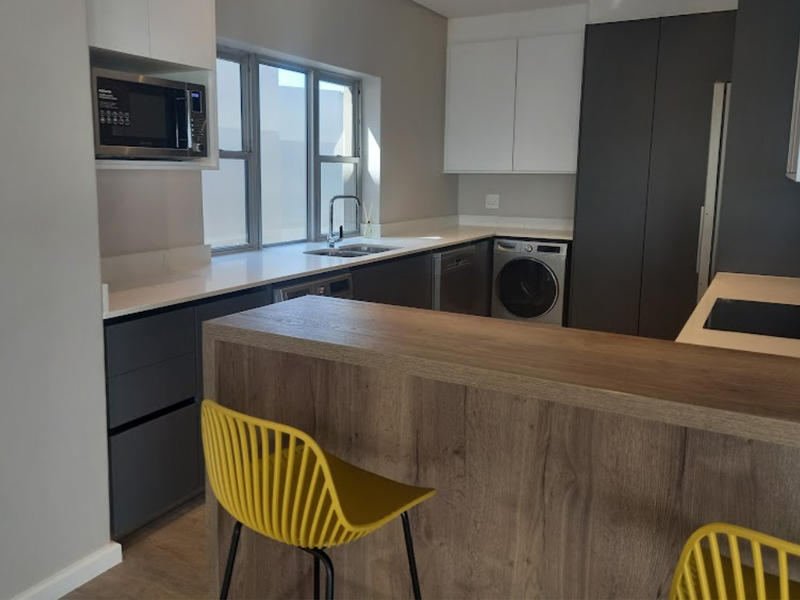 EXQUISITE BEACHFRONT APARTMENT TO RENT! - Photo 8