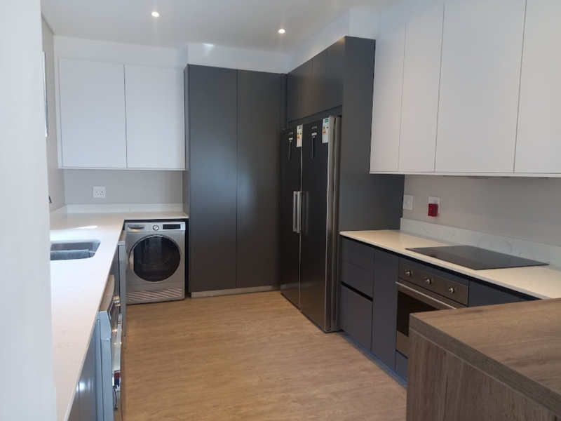 EXQUISITE BEACHFRONT APARTMENT TO RENT! - Photo 9