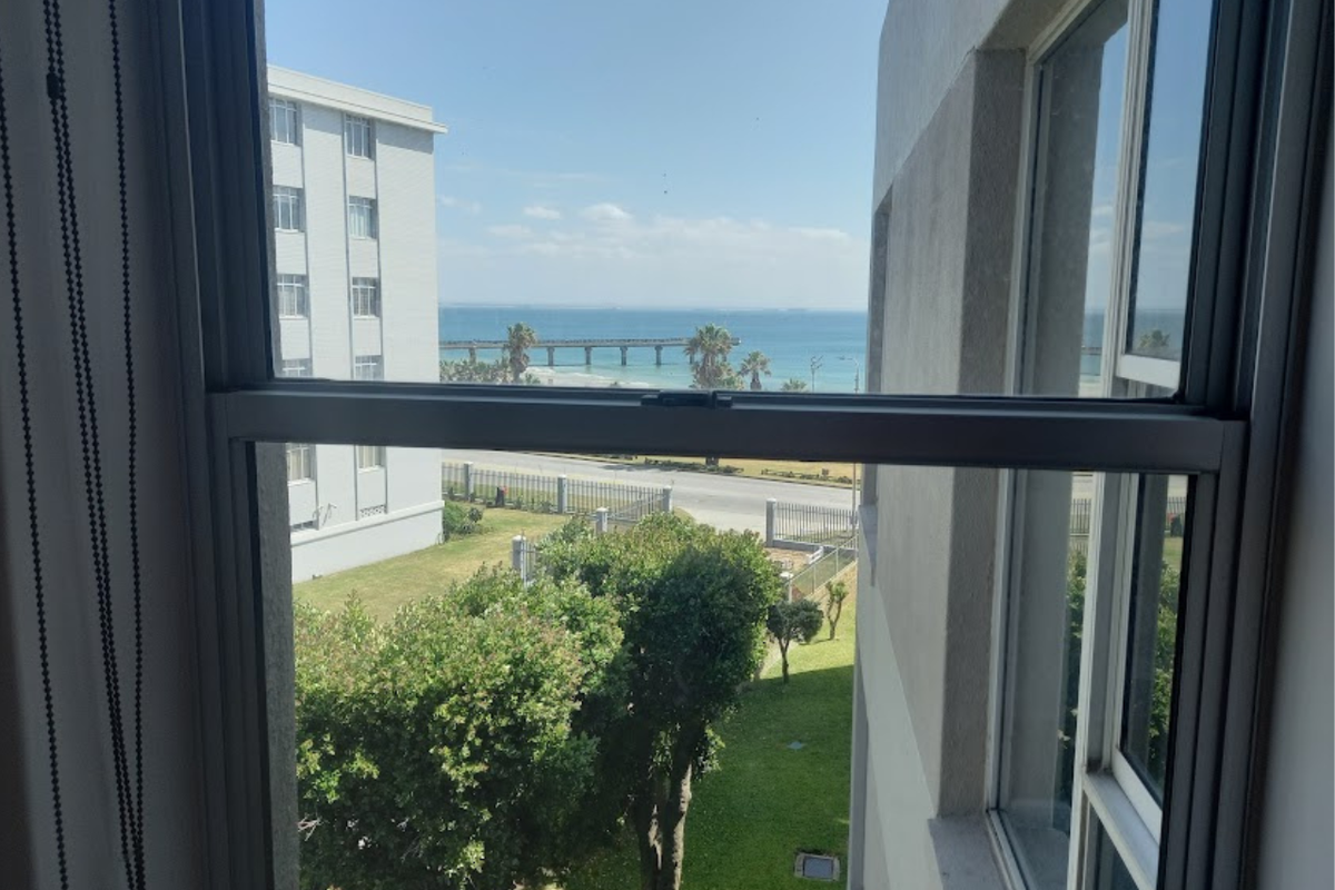 EXQUISITE BEACHFRONT APARTMENT TO RENT! - Photo 4