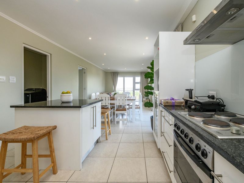 A unique lifestyle choice. - Photo 6