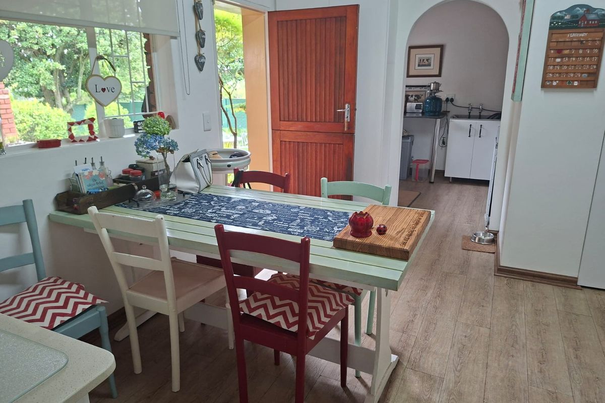 Solid Family Home with Pool, Flatlet & Space to Entertain in Aviary Hill - Photo 5