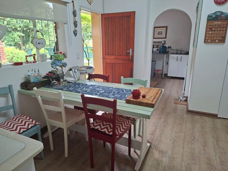 Solid Family Home with Pool, Flatlet & Space to Entertain in Aviary Hill - Photo 5