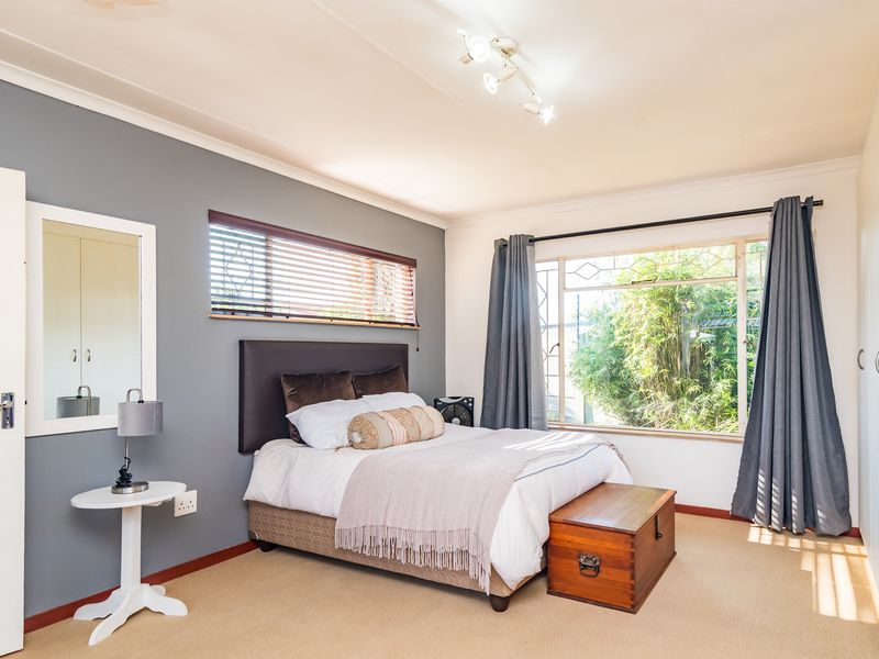 5 Bedrooms, 2 Kitchens,  4 Tandem Garage, Non Distressed Auction - Photo 7