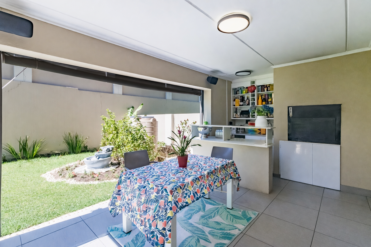 Spacious Ground-Floor Apartment in Villa La Seule with Backup Power & Water. - Photo 2