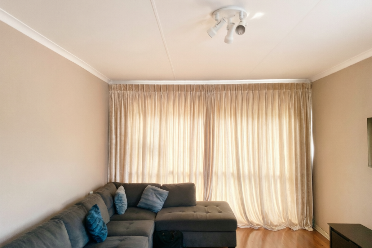 2-Bedroom, 1 Bathroom 2 floor Unit - Photo 5