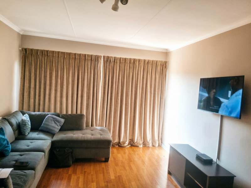 2-Bedroom, 1 Bathroom 2 floor Unit - Photo 6