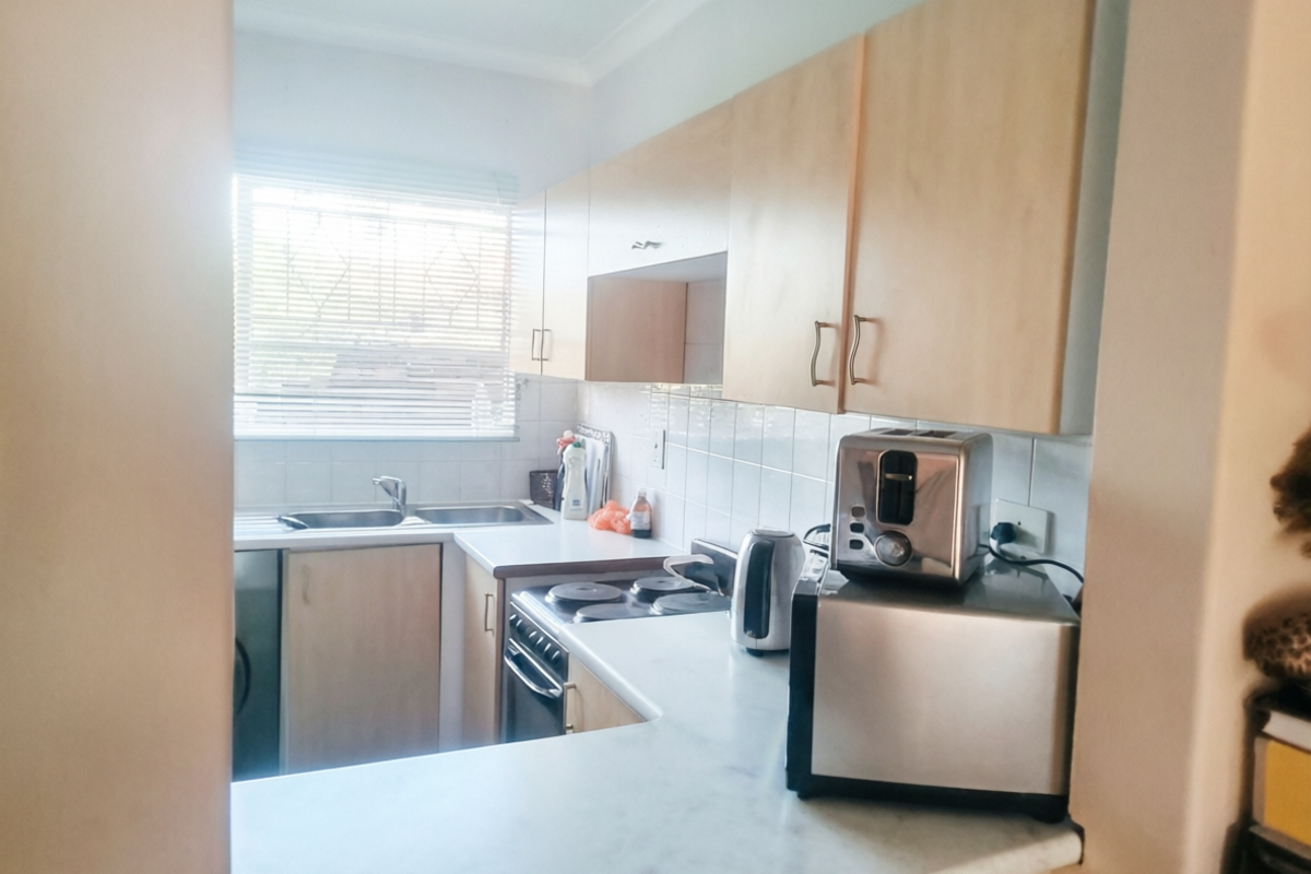 2-Bedroom, 1 Bathroom 2 floor Unit - Photo 3