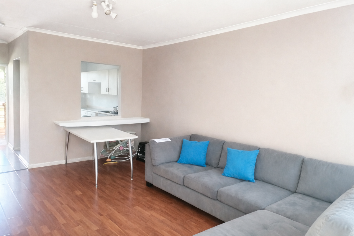 2-Bedroom, 1 Bathroom 2 floor Unit - Photo 4