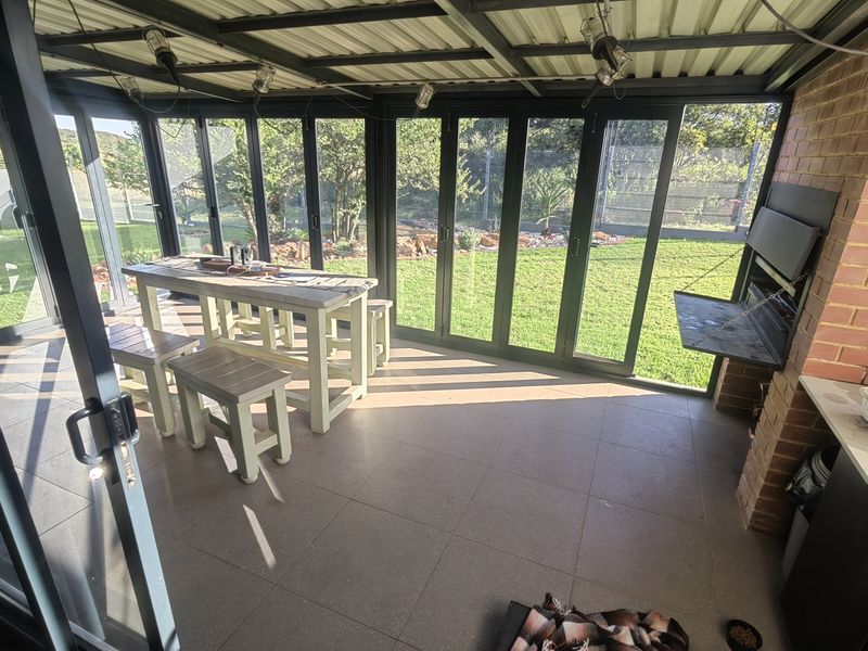 Escape to your own private sanctuary , country style home nestled amidst rolling hill, wow views - Photo 5