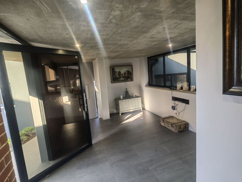 Escape to your own private sanctuary , country style home nestled amidst rolling hill, wow views - Photo 3