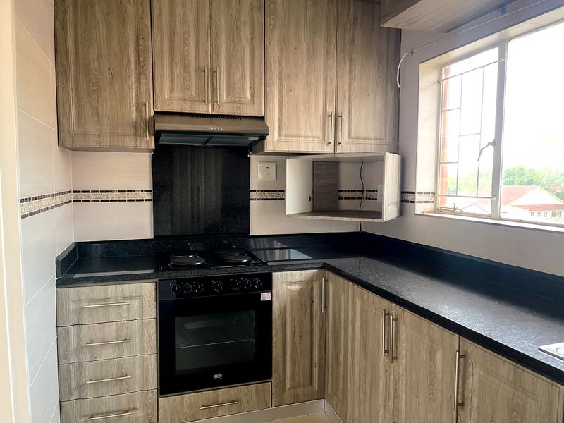 Central Stunner - Photo 5