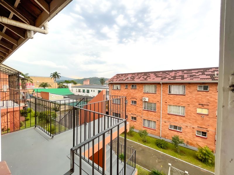 Central Stunner - Photo 3