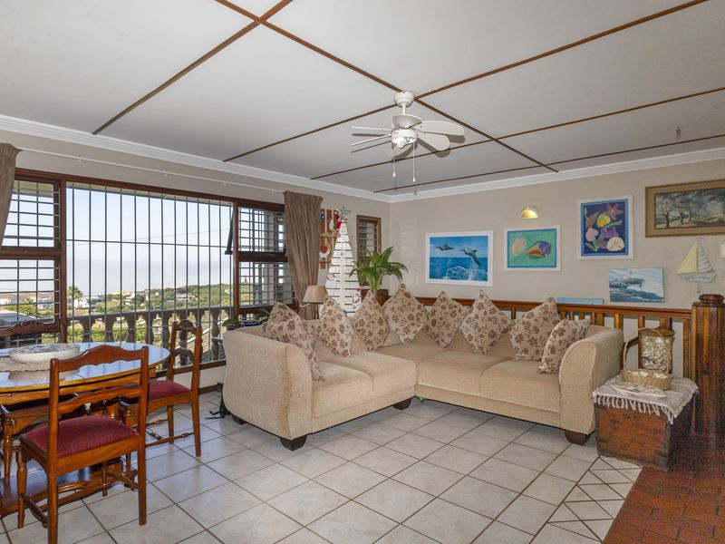 Sea View Living with Dual Accommodation and Income Potential - Photo 3