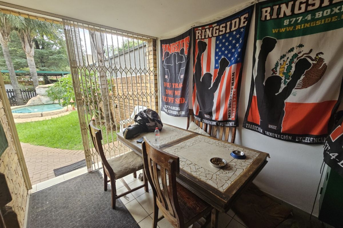 Spacious 3 Bedroom Cluster in a Quiet Neighbourhood - Photo 4